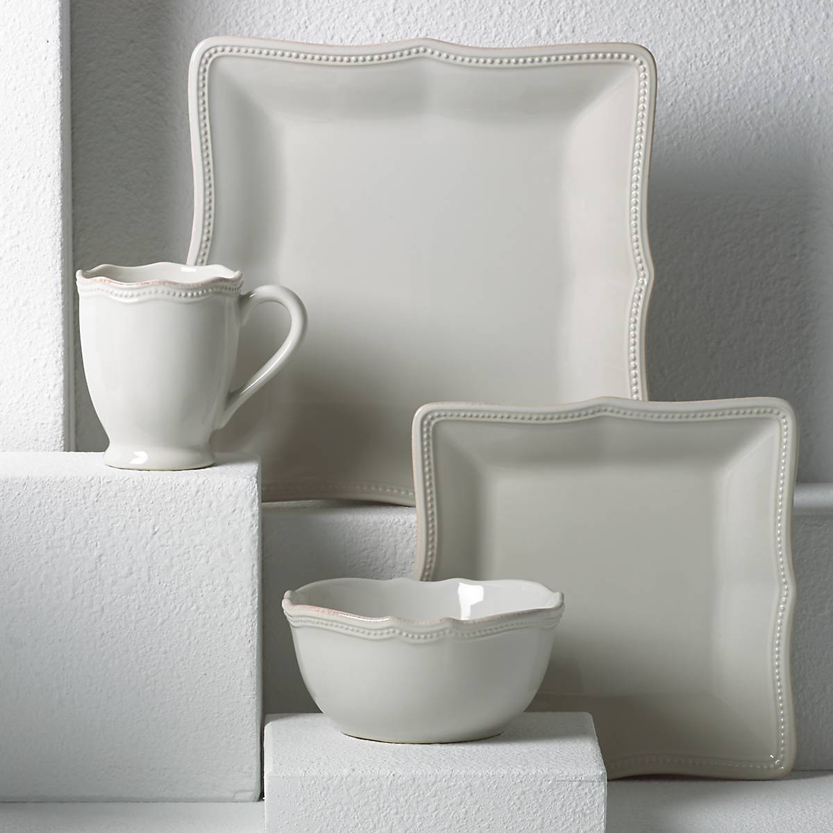 French Perle Bead White™ Square 4-piece Place Setting